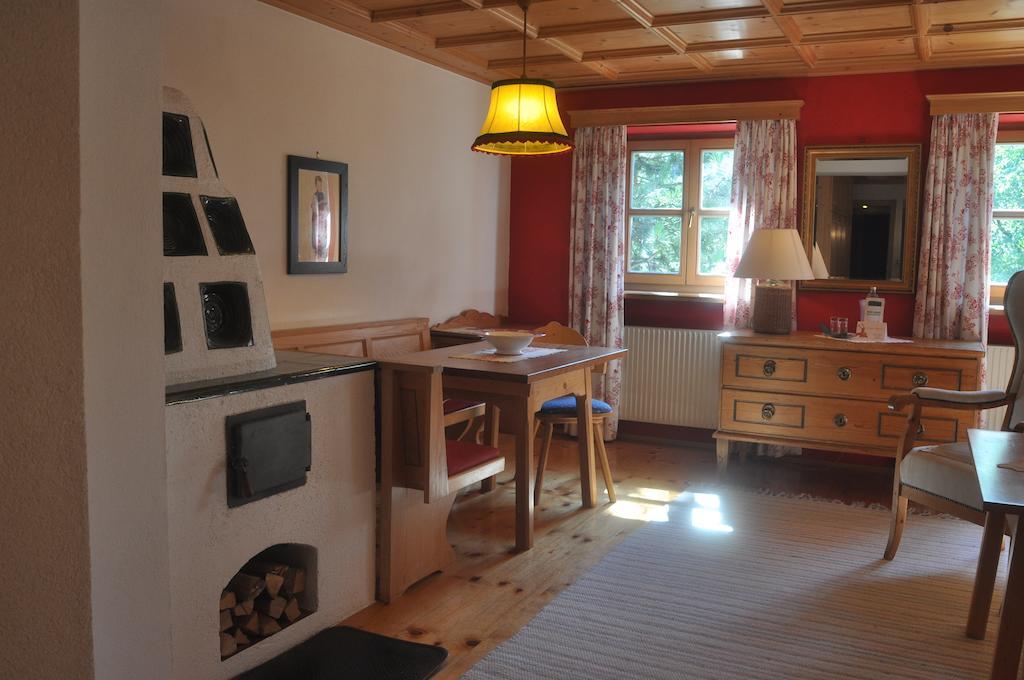 Romantikhotel Almtalhof Grünau im Almtal Oda fotoğraf